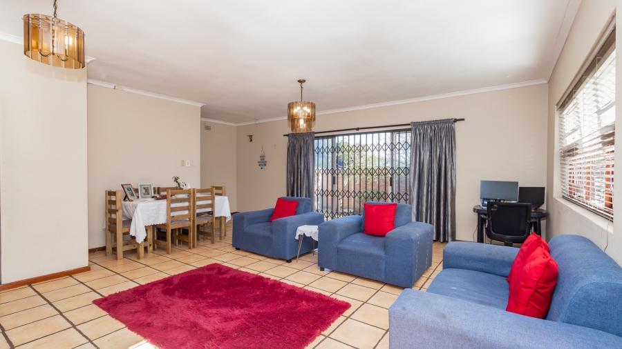 3 Bedroom Property for Sale in Riverton Western Cape